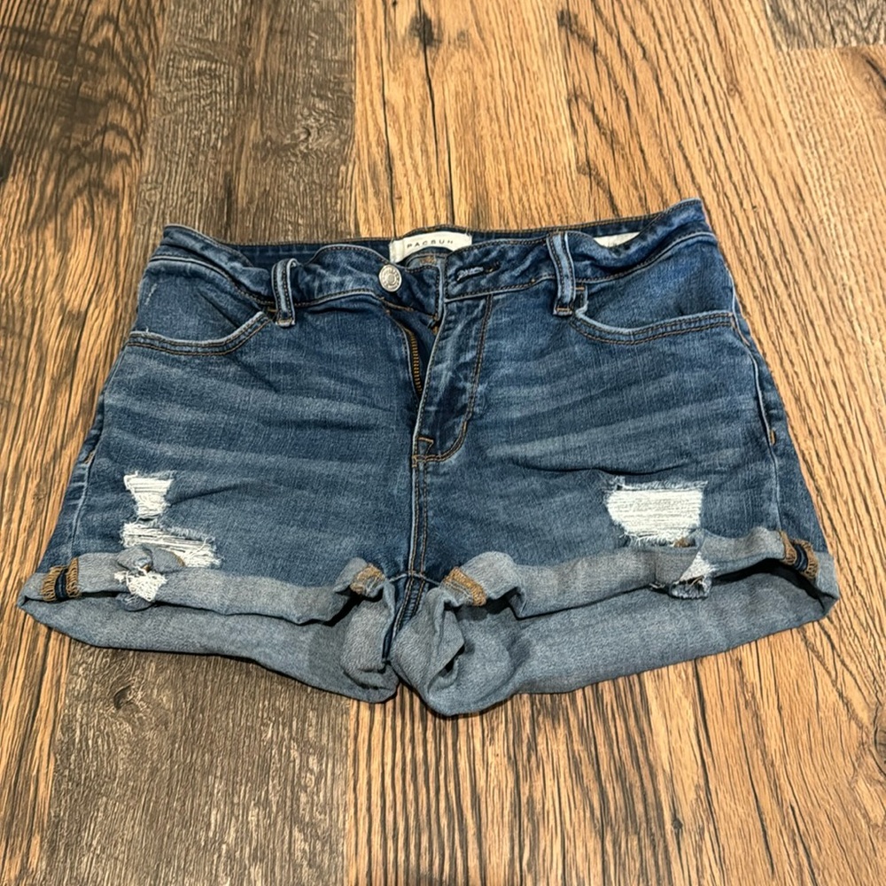 Women’s Pacsun Distressed Jean Shorts
